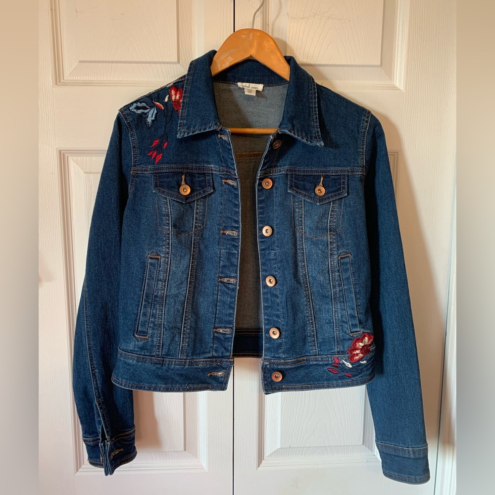 Tribal embroidered  jean jacket NWT